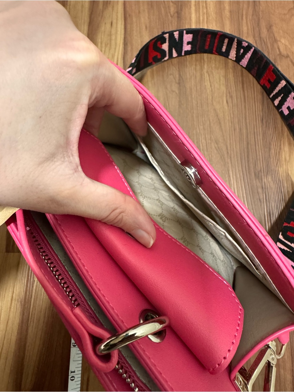 Steve Madden Hot Pink Crossbody Bag - Picture 12 of 13